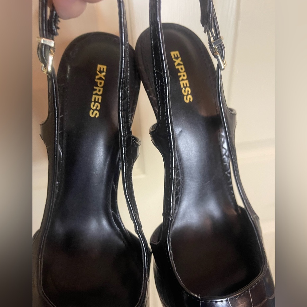 Express heels - Picture 3 of 5